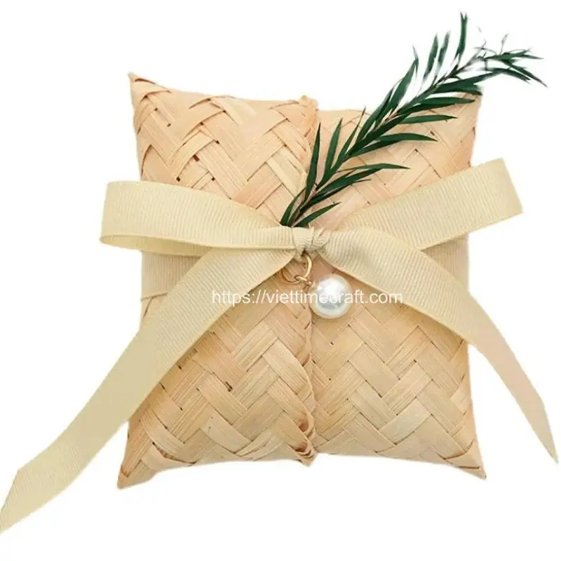Wholesale Bamboo Candy Box Presenting Gifts For Wedding With Ribbon Handicraft Vietnam