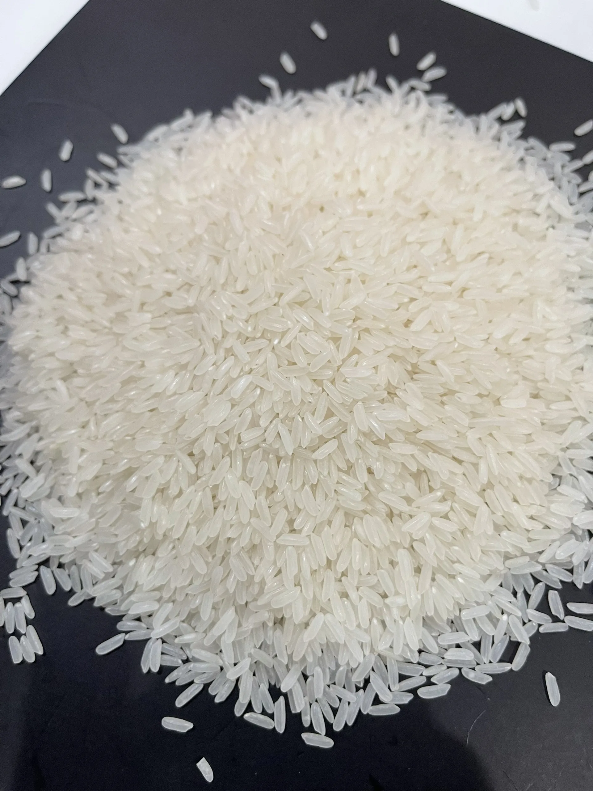 JASMINE RICE 5% 10% 20% 50% 100% BROKEN NEW CROP READY TO EXPORT ORIGINAL FROM VIETNAM - WA: 84 358211696