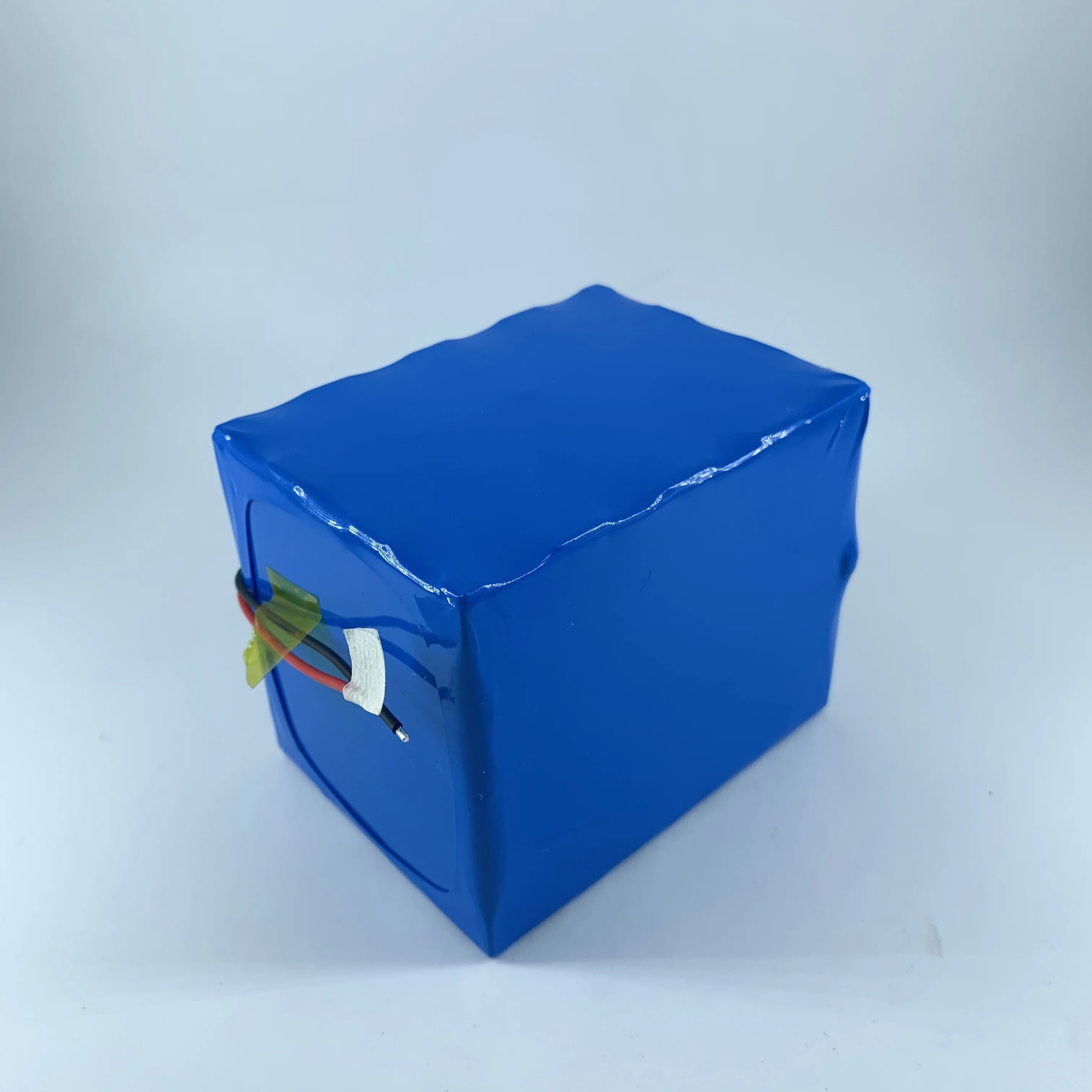 11.1V  Lithium Polymer Battery Cell Pack 18650 8000mAh  KC Certificated for Wearable Devices