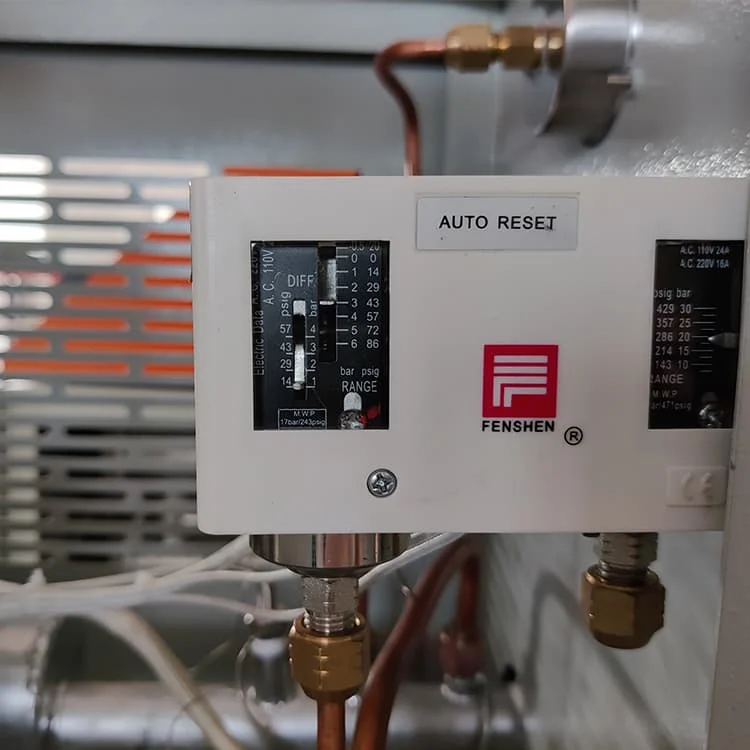 Индустрия литья пластмасс под давлением, регулятор температуры пресс-формы водяного типа