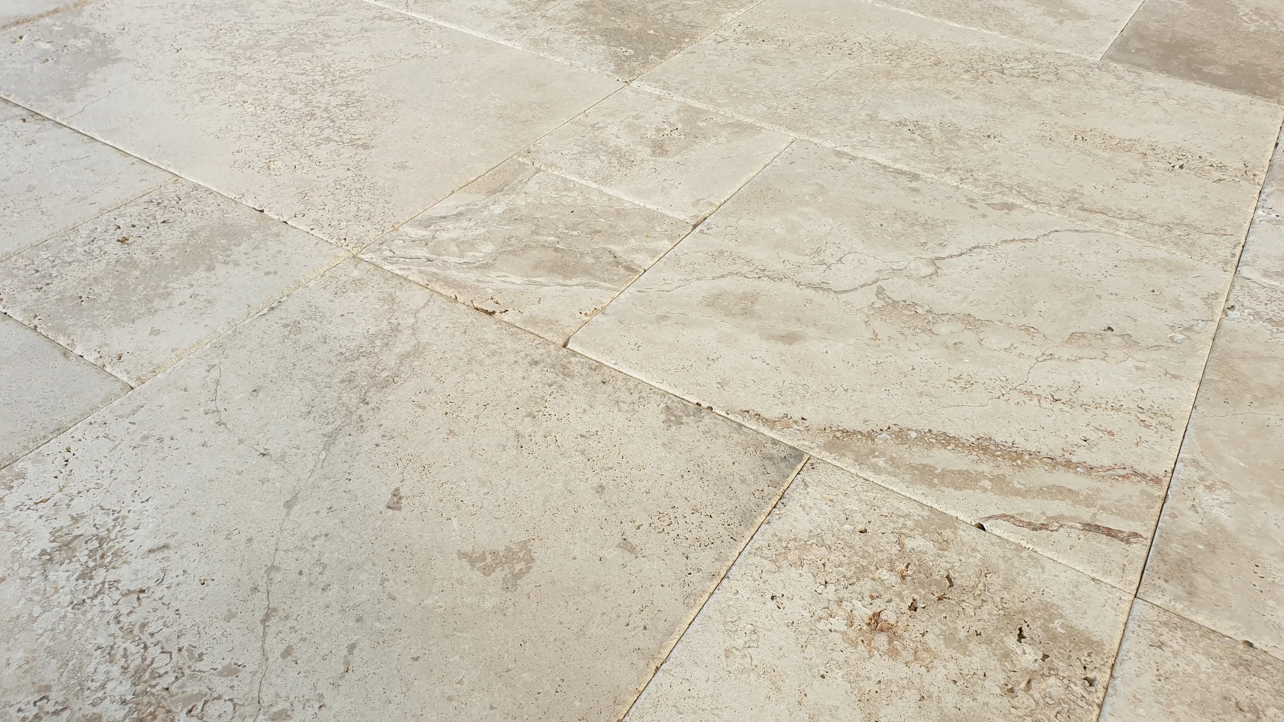 2024 New Model Natural Stone Pavers High Quality Turkish Beige Travertine Valera Flooring Stone Tiles Decking Made in Turkey