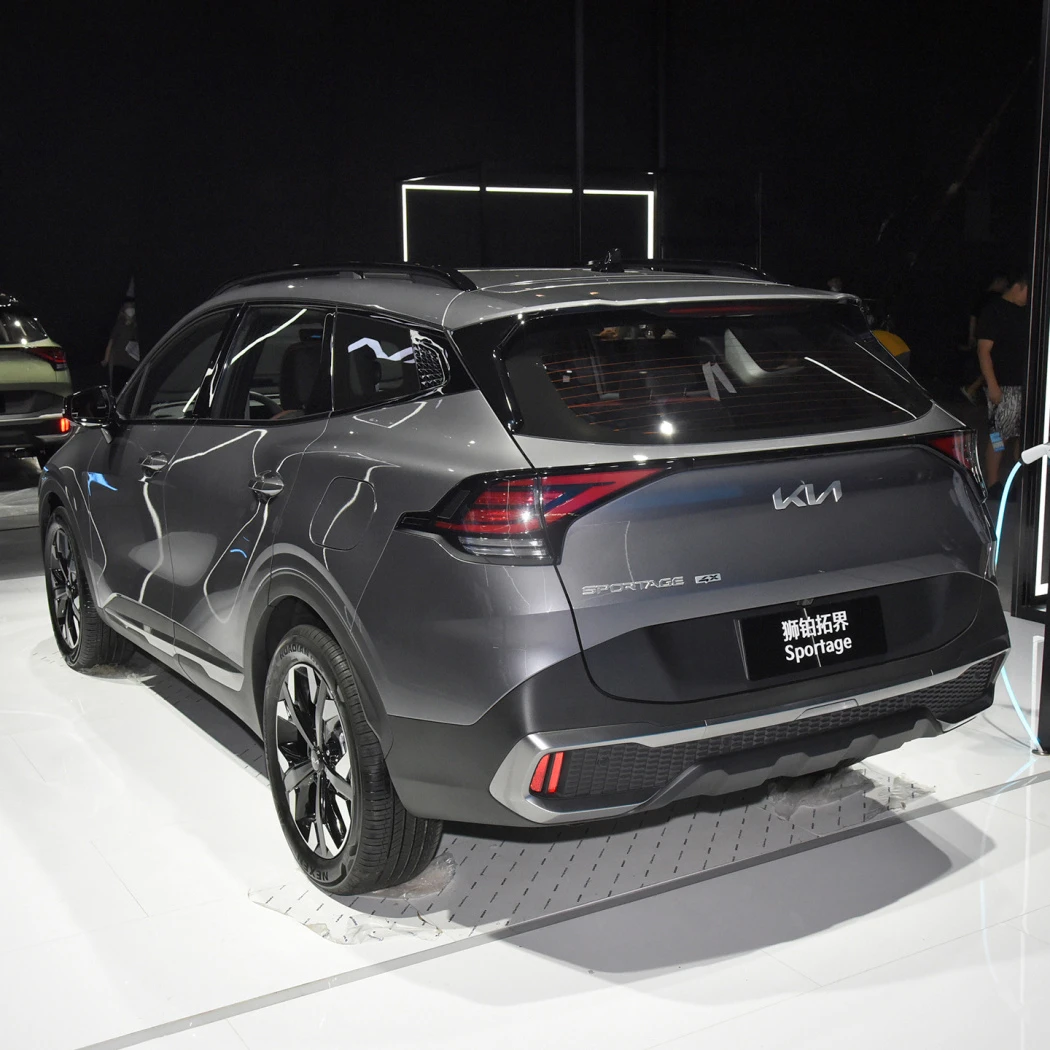 InStock KIA Sportage Brand New 4WD 2.0T Cars Super Car Speed 205km/H 5 Seats Petrol SUV Gasoline Cars for Sale