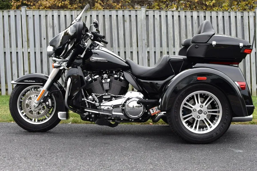 Top Selling  New 2024 Harleyy Davidsonn TRI GLIDE  ULTRA New 4-Strokee TRIKE Motorcycle ready to ship