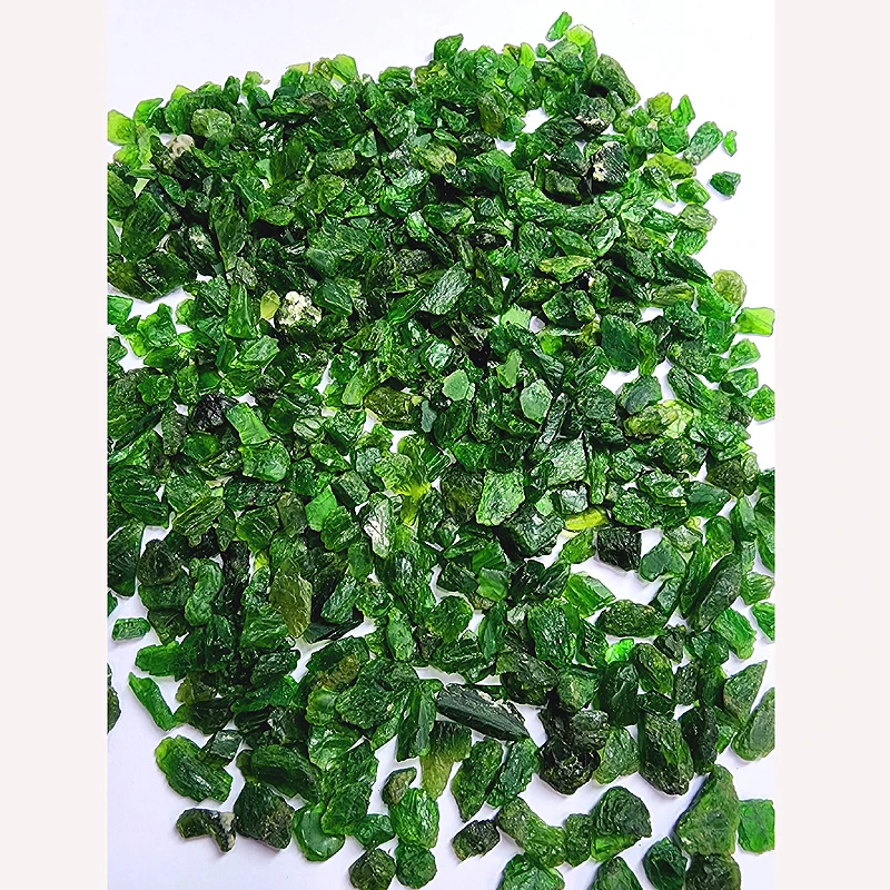 700 plus pcs Of Natural Chrome diopside 10mm to 18mm Rough 1085 cts lot Iroc Sales High Quality Raw material Loose Gemstone