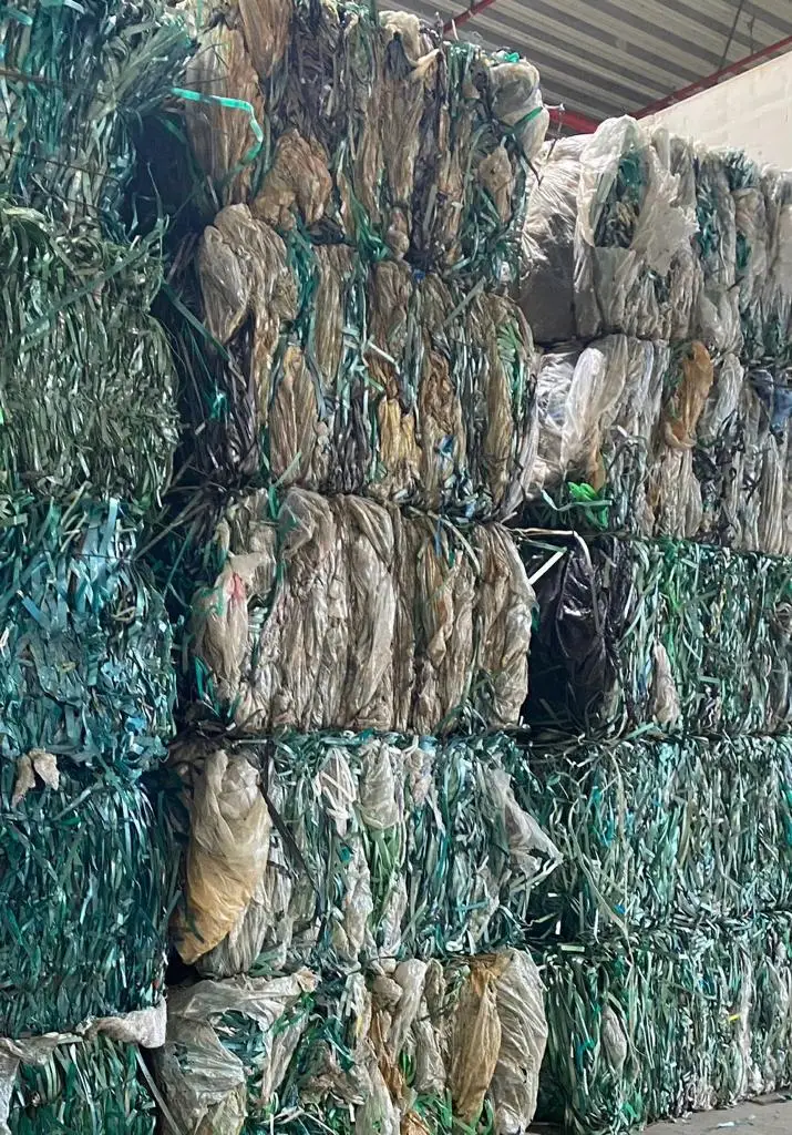 PET/pp straps scrap plastic recycled plastic stretch film pp scrap pet bottle waste