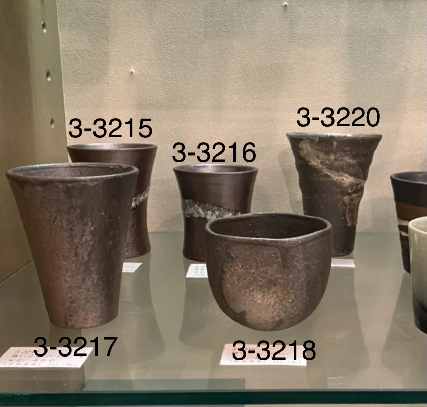 Stock selling ceramic mug cups for wholesales from Japan