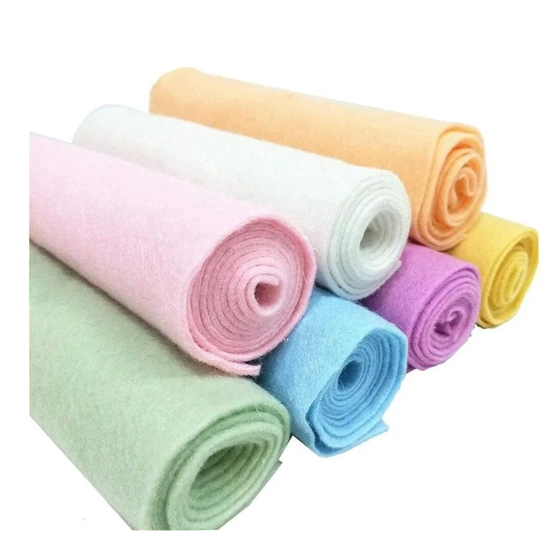100% Polyester Waterproof Sustainable Breathable Premium Garment/Tennis Materials Needle Punched Plain Texture Felt from Vietnam