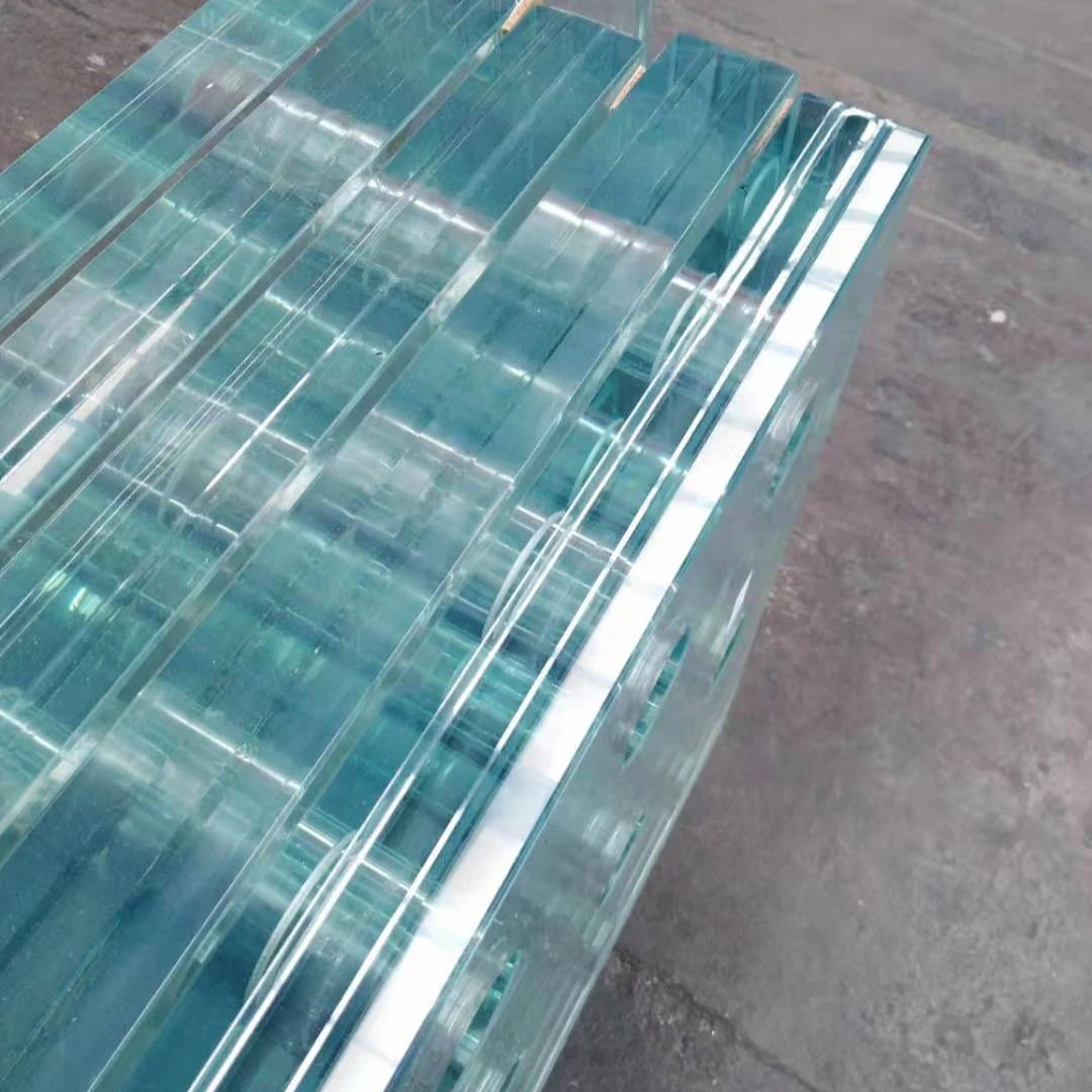 jumbo size low iron15+15/19+19 1.52/2.28 SGP/PVB tempered laminated glass for glass fin