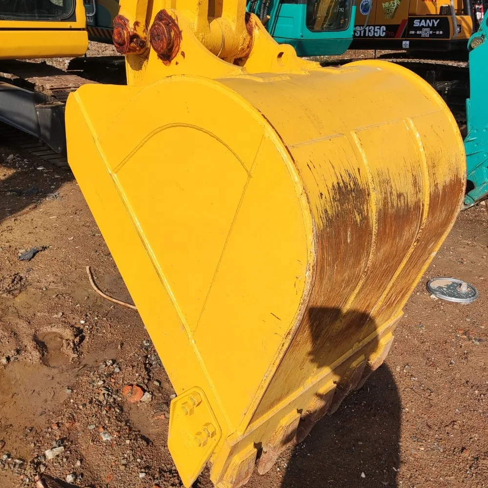 Japan brand Komatsu pc110-7 hydraulic crawler mini backhoe used excavator 7 ton on sale