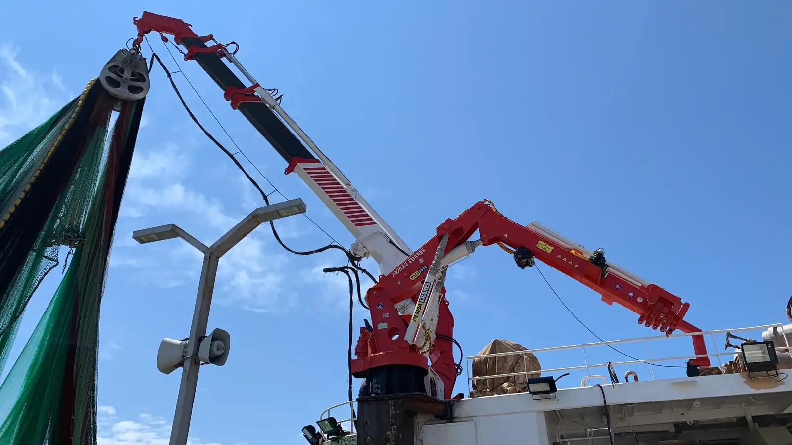 PUMA Brand Top Seller Marin Cranes Offshore Marine Deck Cranes Ship Cranes For Work Boat Fishing Farm From Turkey