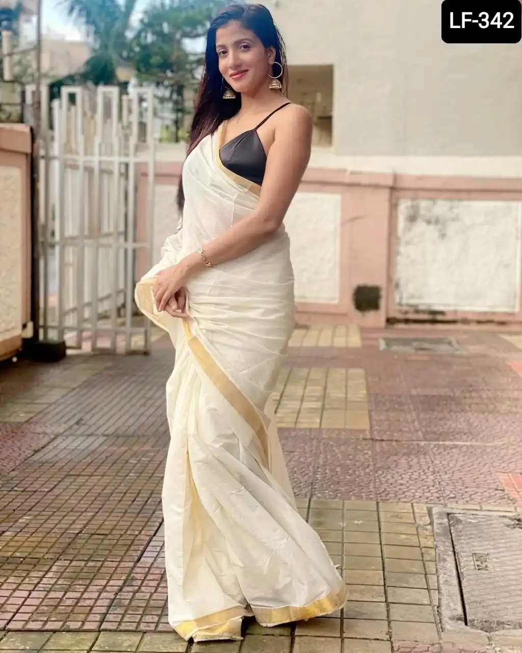 Heavy Designer Wear Pure Georgette Saree with Embroidery and Stone Work and Lace Border Saree for Festival Wear Fancy Saree