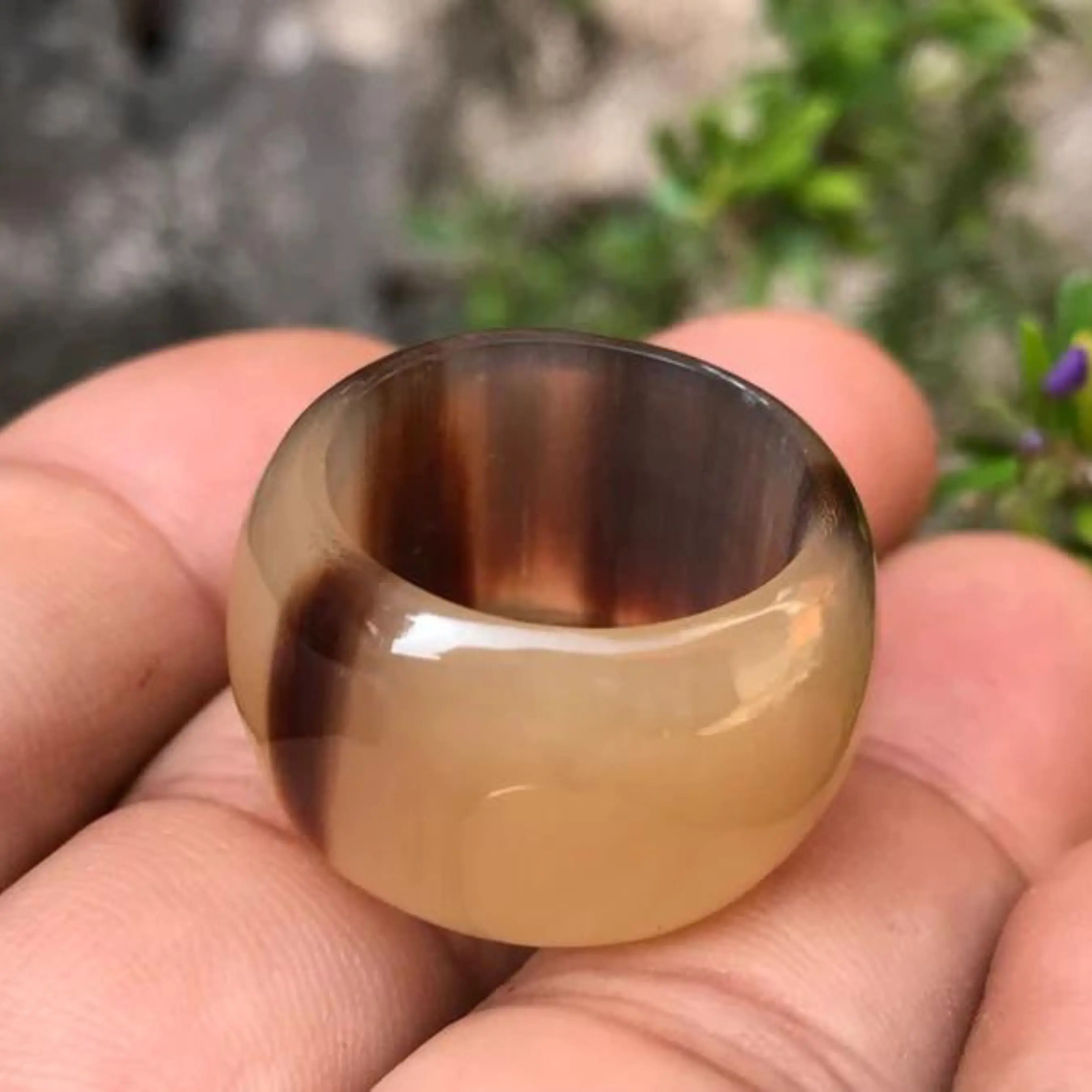 Agate Handmade Buffalo Horn Rings Personality Jewelry Elegant Look for Men Women Jewelry Small Size Piece Hot Sale Products