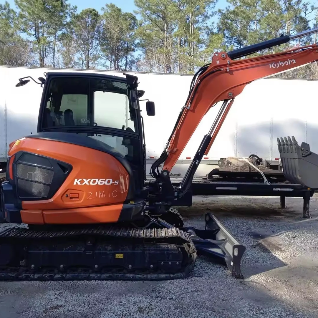 Мини-экскаваторы Kubota KX060-5 закрытые кабины тепловой A/C для продажи