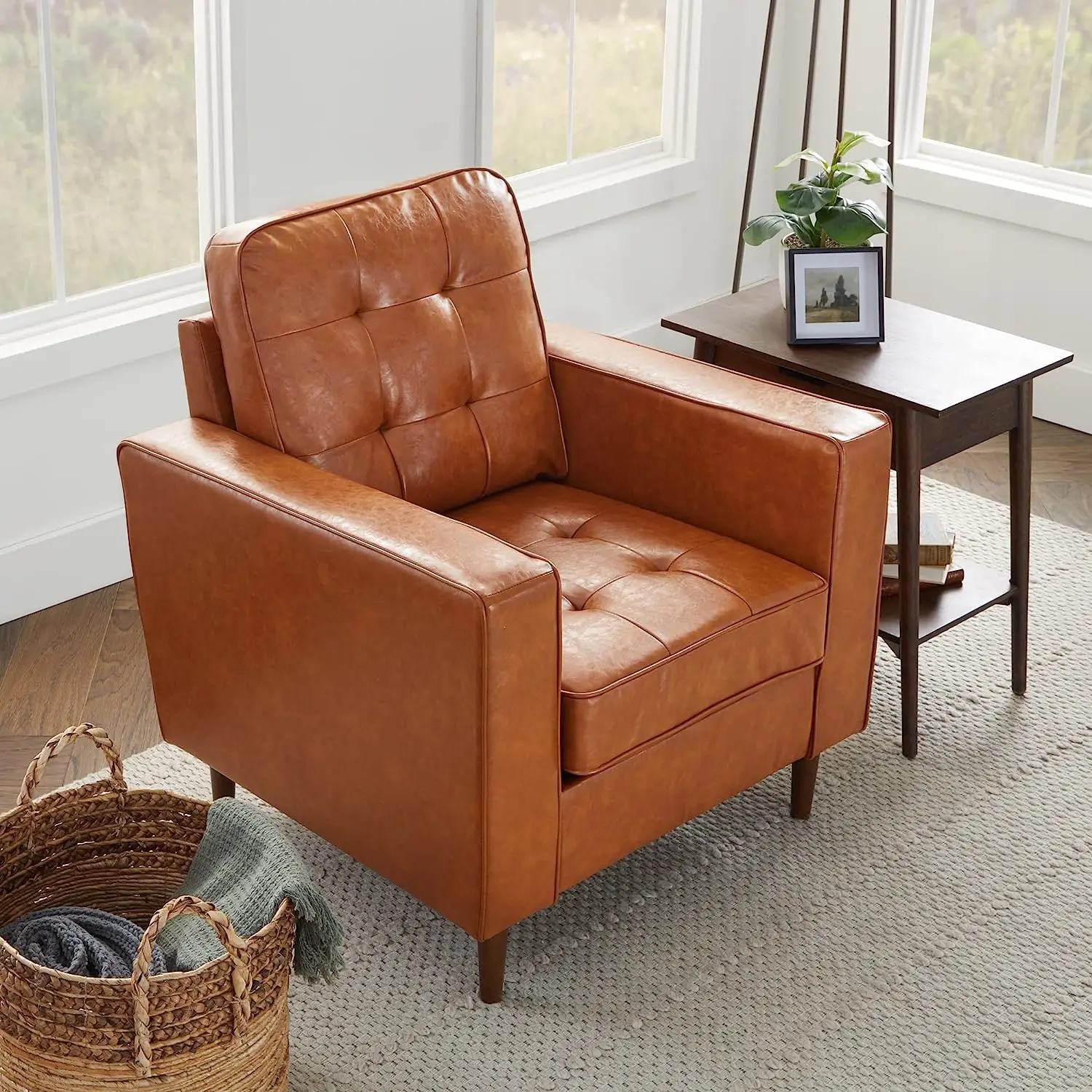 THLCr - 0057 American Custom Design Upholstered Accent Chair in Living Room with Camel Faux Leather Design