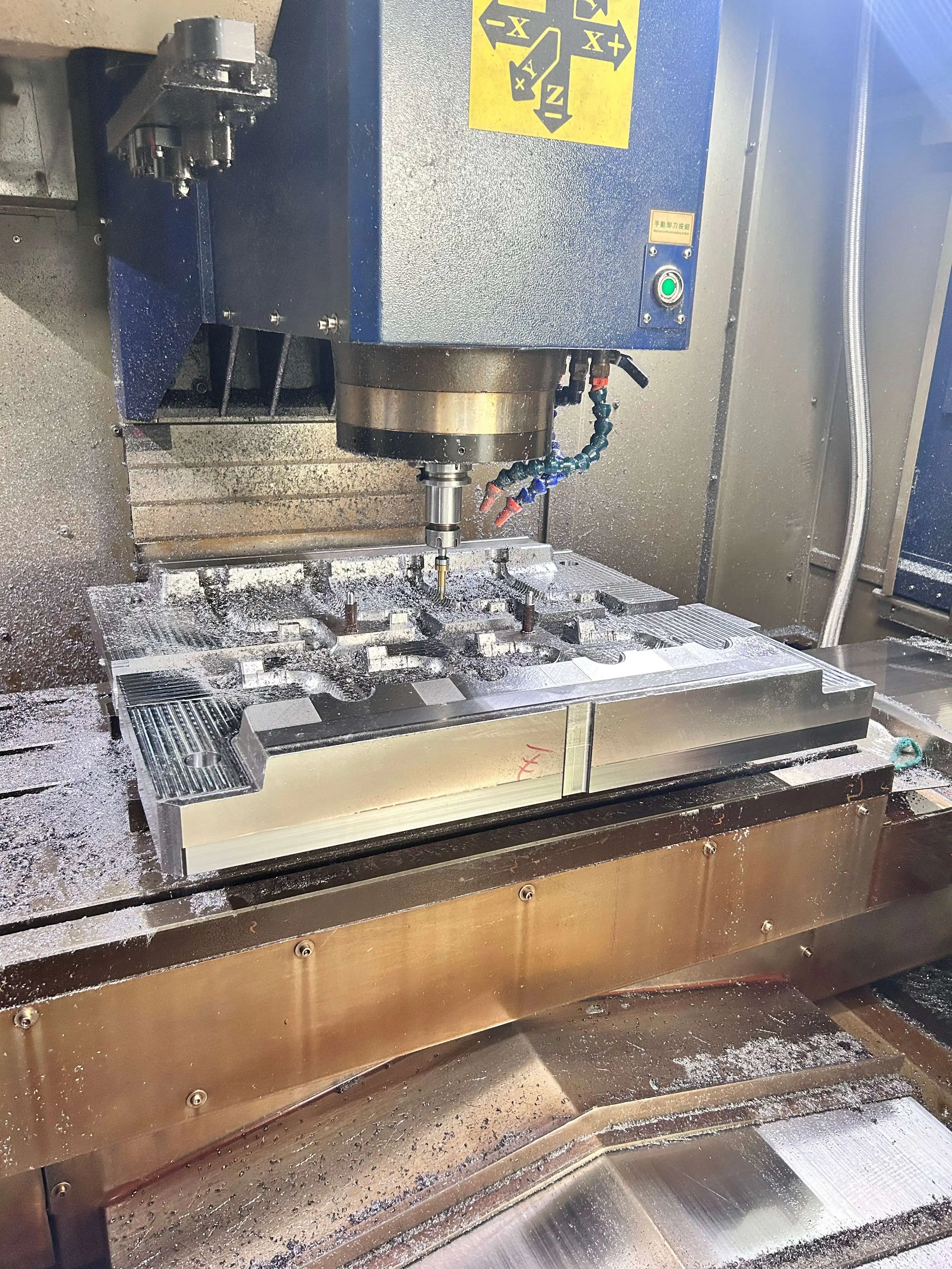 Профессиональные OEM-изготовители высокоточных резиновых деталей методом компрессионного формования производители пресс-форм для резины