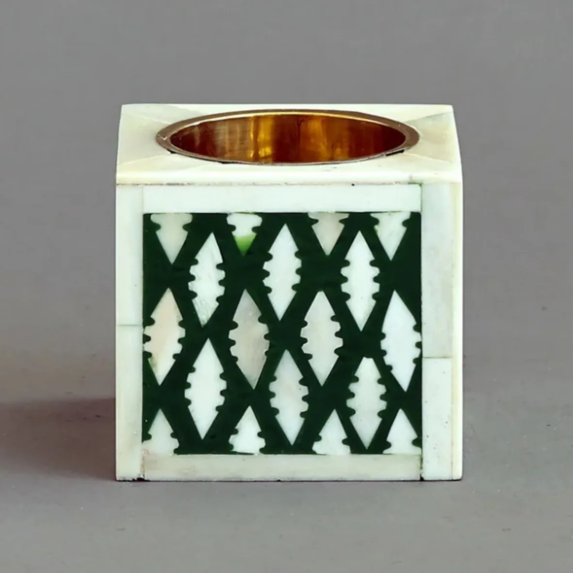 Indian Ramadan Special Bone MDF Red Bakhoor Trending White Bone Inlay Wooden Incense Customised Design Colour and Size