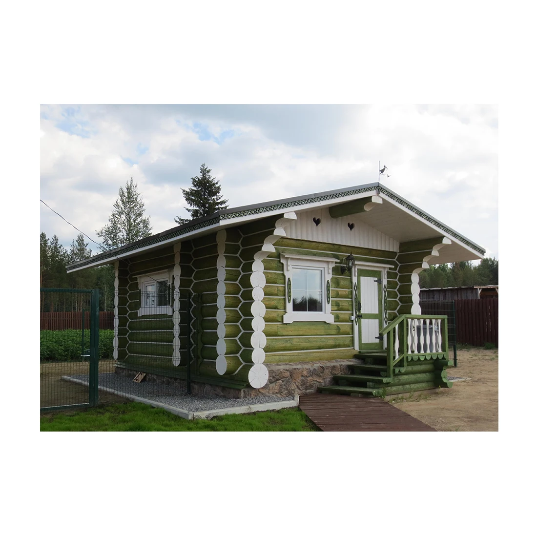 Natural wood Warm Large 25 m2 Chicken Coop Outdoor Log Natural Solid Wood Hen House Kit for chickens and birds