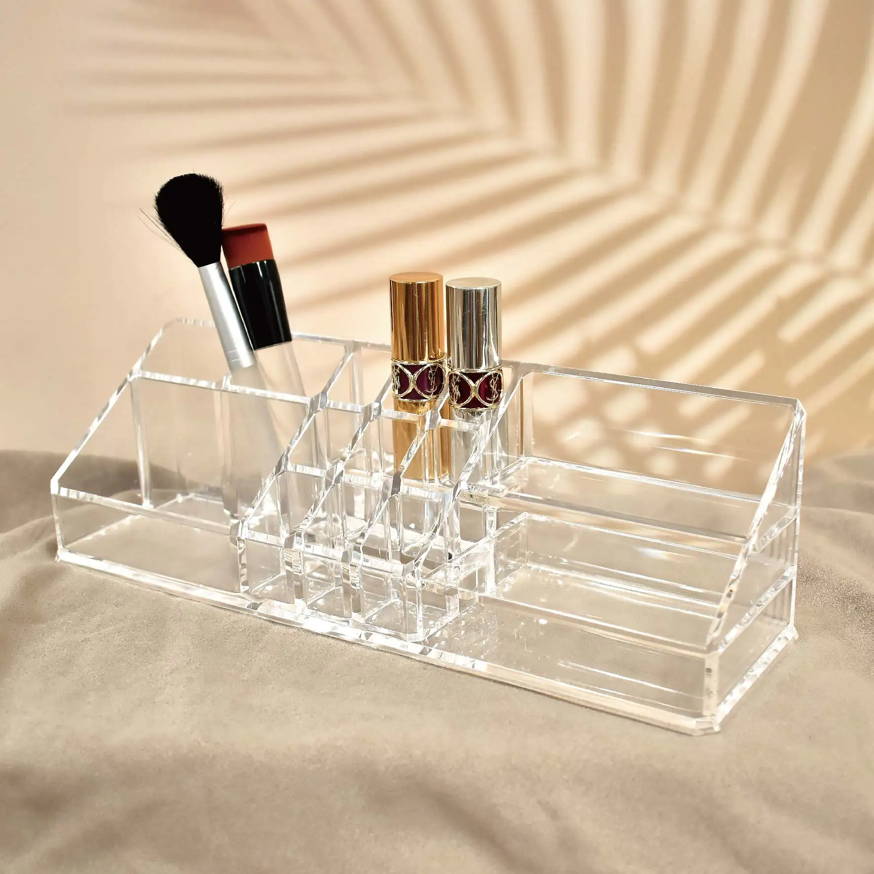 Hot Sale Acrylic Multiple storage Make Up Cosmetics Organizer For Home Storage Department Store Gift Shop
