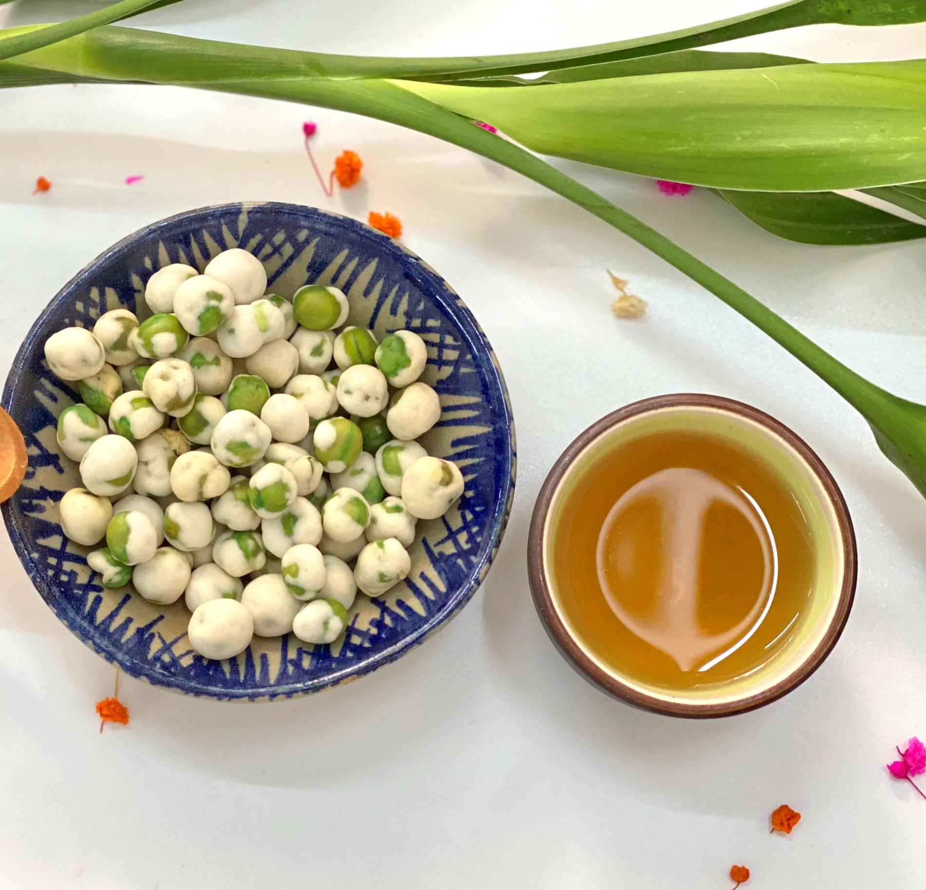Thanh Long Milk Peas Snacks High Quality Confect Delicious Flavor ISO Certificate Carton Box From Vietnam Manufacturer