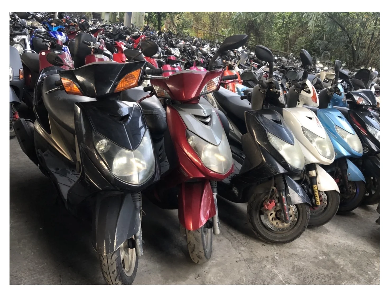 used motorcycles 100/125/150cc used yamaha/SYM/Kymco scooter fromTaiwan