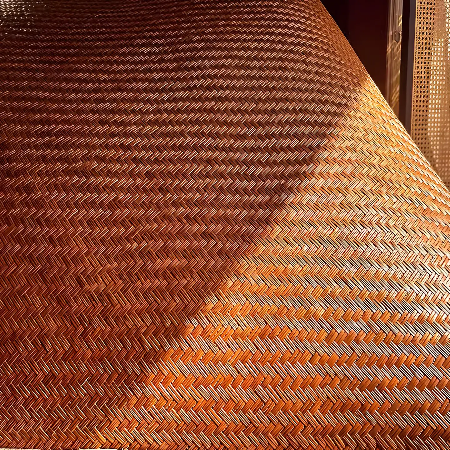 Premium Vietnam Handmade Grass Rattan Woven Fabric Mats Decorative Raw Materials Beautiful Whole Rolls for Home Decoration