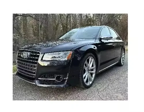 Аккуратно использованный 2017 Audis S8 Plus LHD/RHD