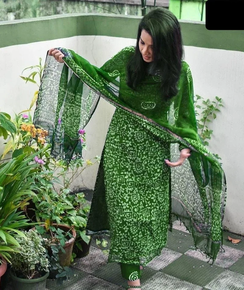 Woman Dress Party Wear Kurti With Embroidery Manufacturer Dresses for Women Best Quality Kotta Chex Silk Plus Size Kurtis