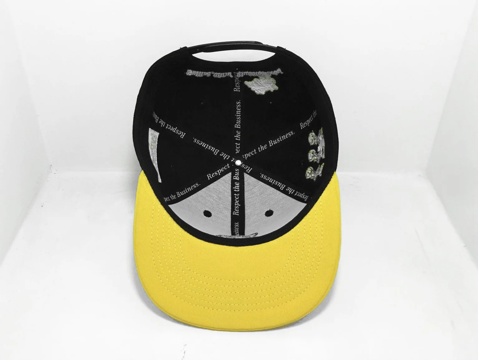 New Arrival Fashion Woven Patch With Cute Animal Or Custom Personalized Logo SnapBack Hat 6 Panel Structured Form Flat Brim