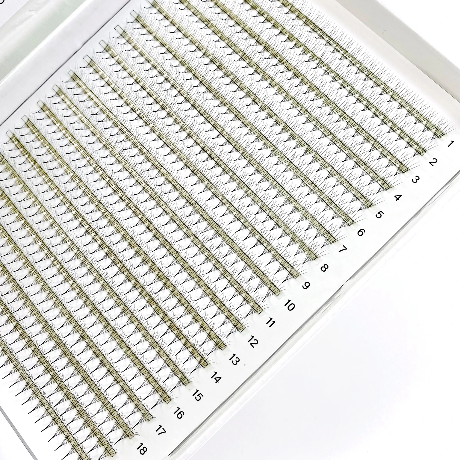 Most popular Vietnam eyelash extensions 10D XXL tray promade pointy base premade long stem fan handmade volume wholesale price
