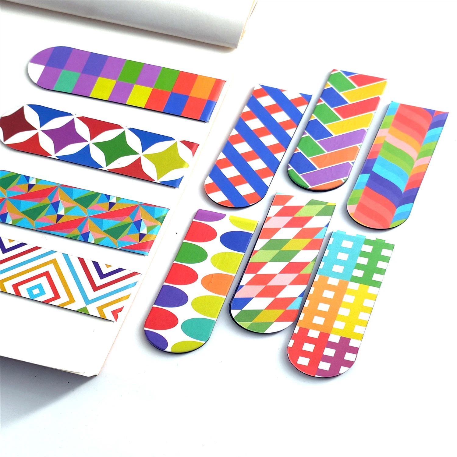 Customized Colorful Magnetic Bookmark Clip Paper Material for School Home or Office Holiday Gifts Stationery