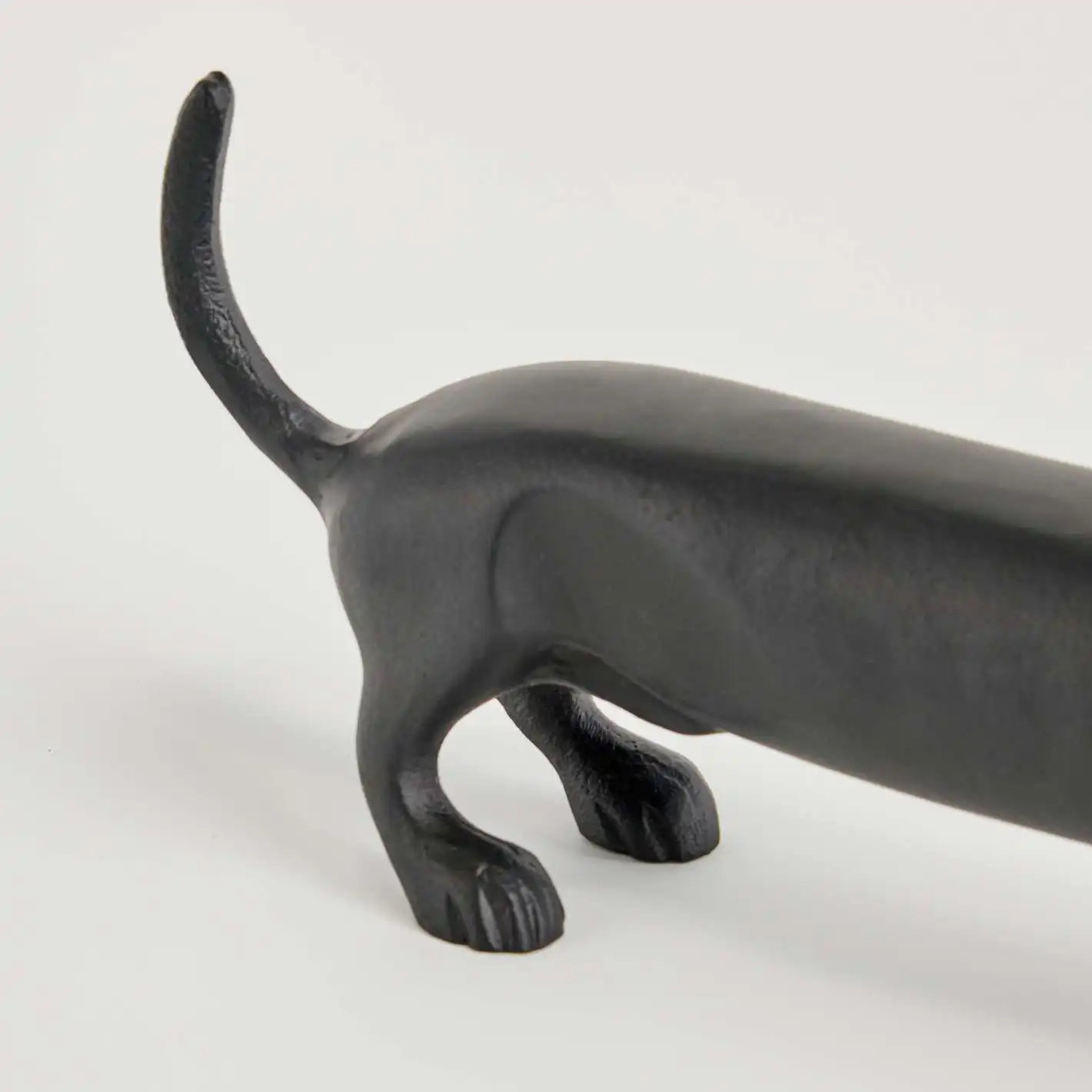 Aluminum Casting Metal Home Decorative dog Sculpture For Living Room Dining Room Bed Room Decorative