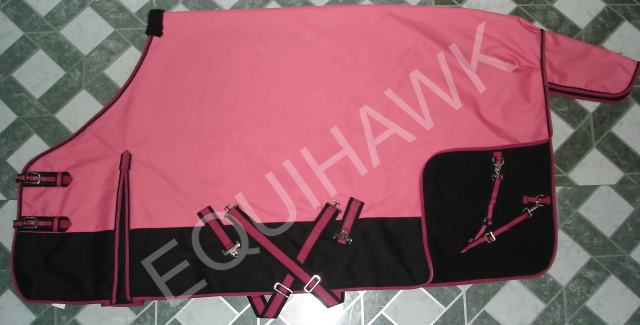 Top Selling Summer Horse Rug 1680 DNR Matty Waterproof with Polyfill inside and Taffeta Lining Cross Surcingle Leg Staps