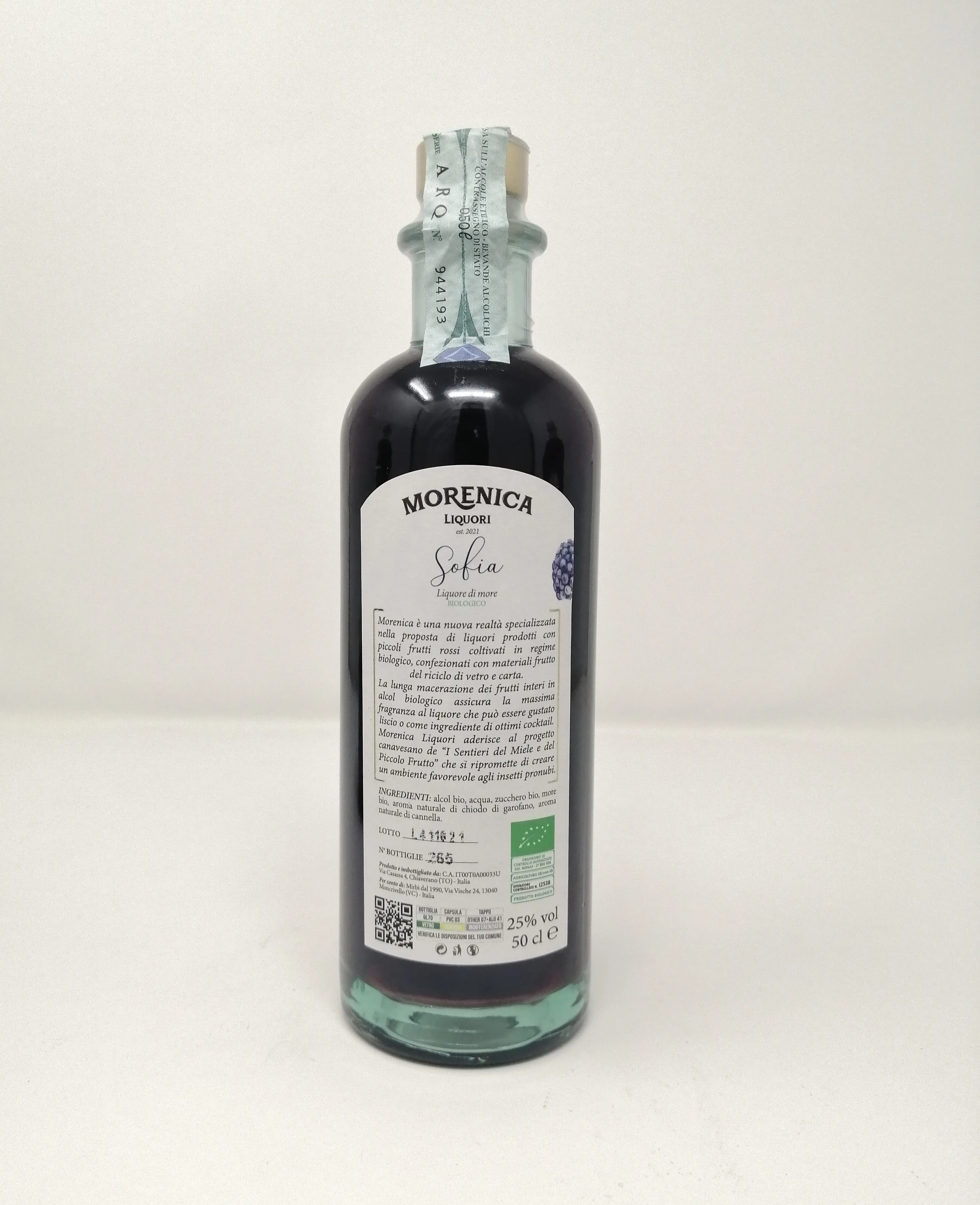 Top Italian handmade blackberry liquor Morenica Sofia 100% organic without addictions