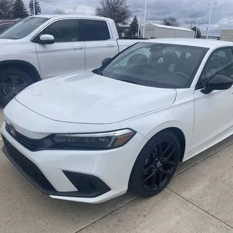 Fresh 2023 HONDAs Civic Sport