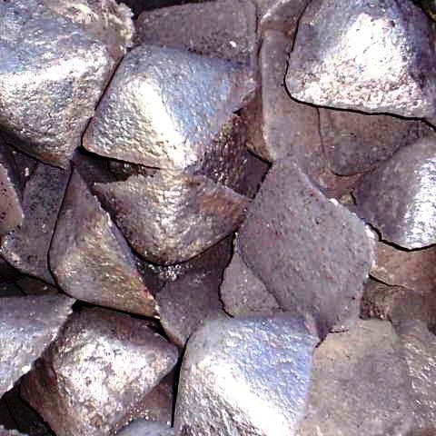 Слитки чугуна по заводской цене. Европейское