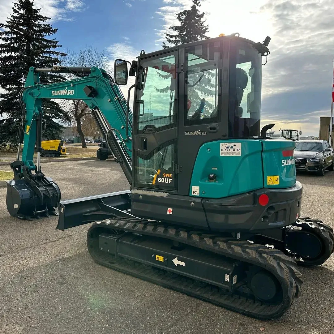 Ready to ship Sunward SWE60UF 6 Ton Mini Excavator Quality Core Components Included 10 Ton Operating Weight Great Value