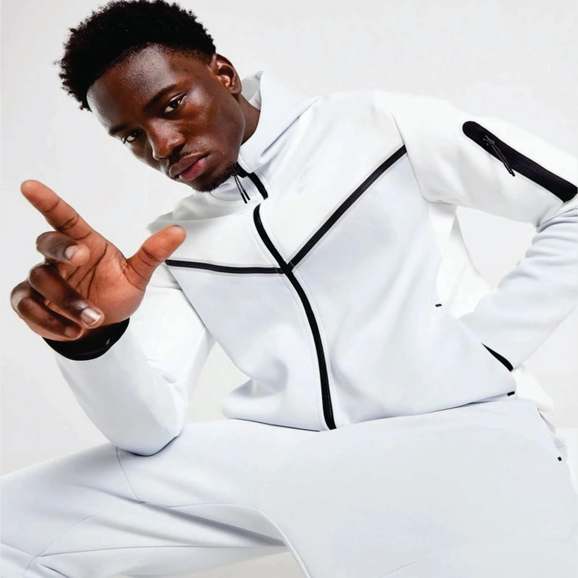 OEM Design 69% Cotton 31% Polyester White Men Tech Fleece Tracksuit Full Zip Hoodie Joggers Sweatpants Sweatsuit