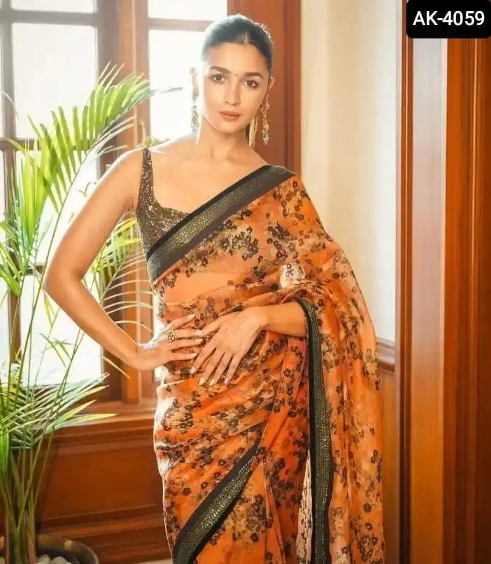 Trendy Indian Heavy Silk Saree with Fancy Sequence Thread Work and C Pallu with Lace Border Saree with Blouse for Women Wear