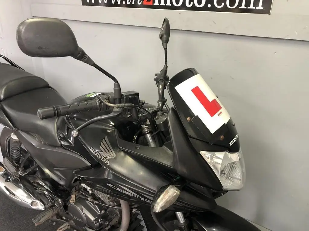 Quality Best Price Wholesales H o n d a CBF125 M-D in Black and with 34,787 miles used sport bike available now for sale