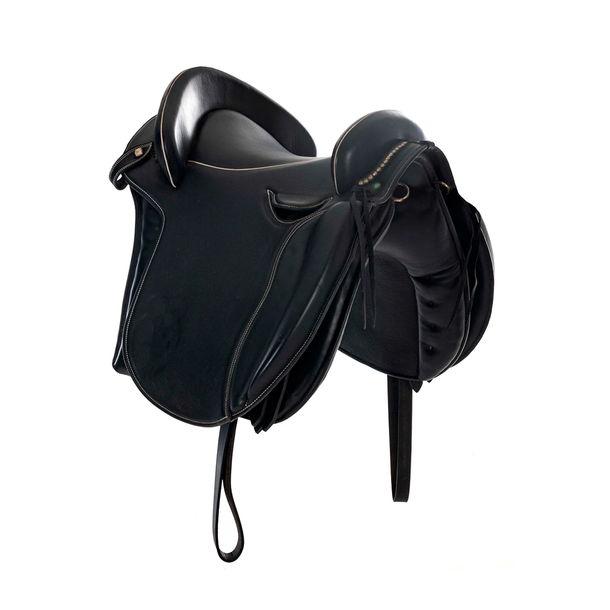 Treeless English Saddle
