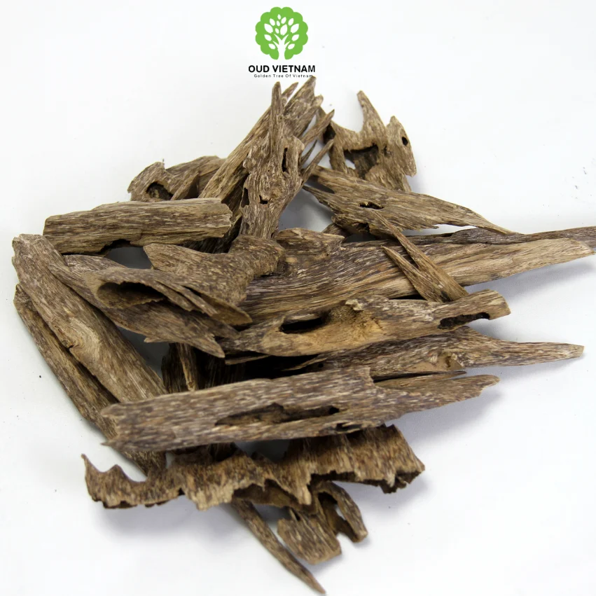 Natural Premium 100% Organic Agarwood Chips in Vietnam Oudh Incense Stick Fragrance wood Oud Very Eaglewood Gharuwood