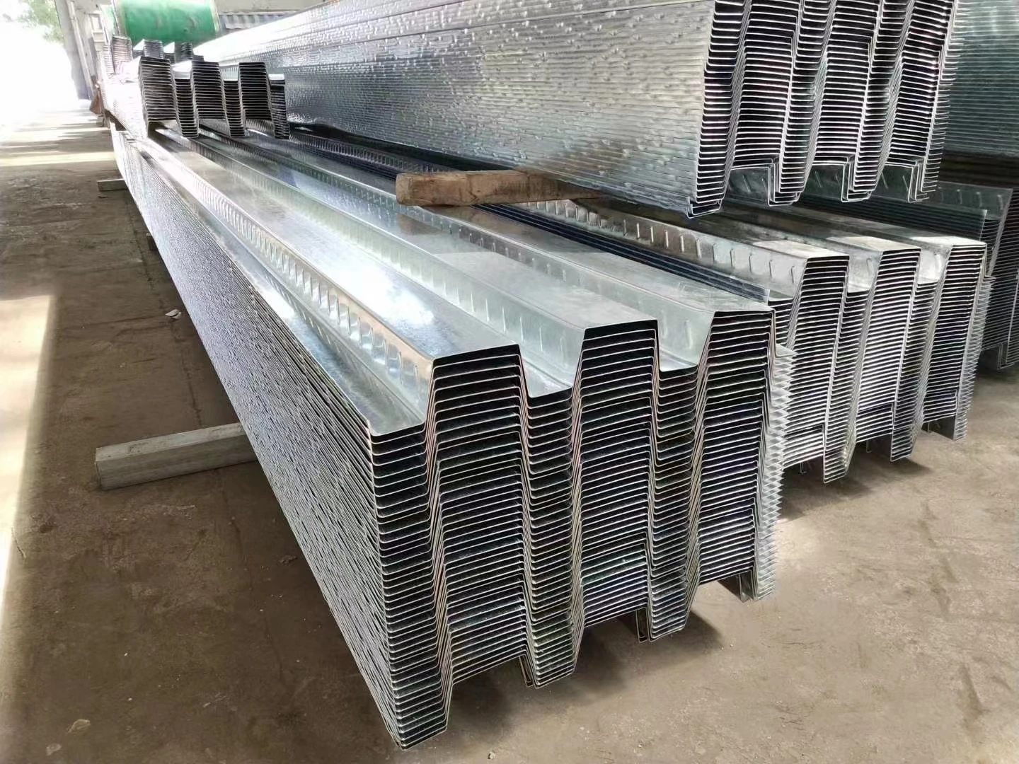 Direct selling building construction system galvanized corrugated steel plate truss floor slab
