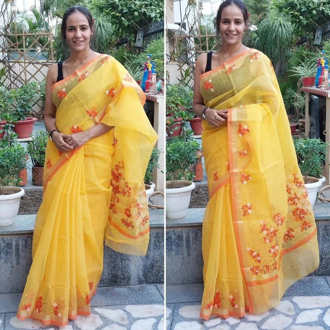 Apparel & Accessories Indian & Pakistani Authentic Kota Doriya Silk Saree for Girls Office Wear use from India