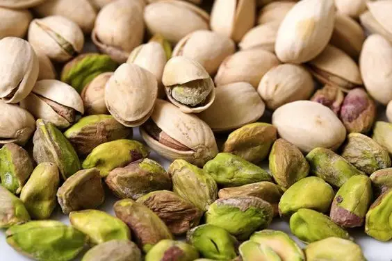 Cheap dried fruit pistachios nuts wholesale best price competitive from Viet Viet Nam // Ms Daisy