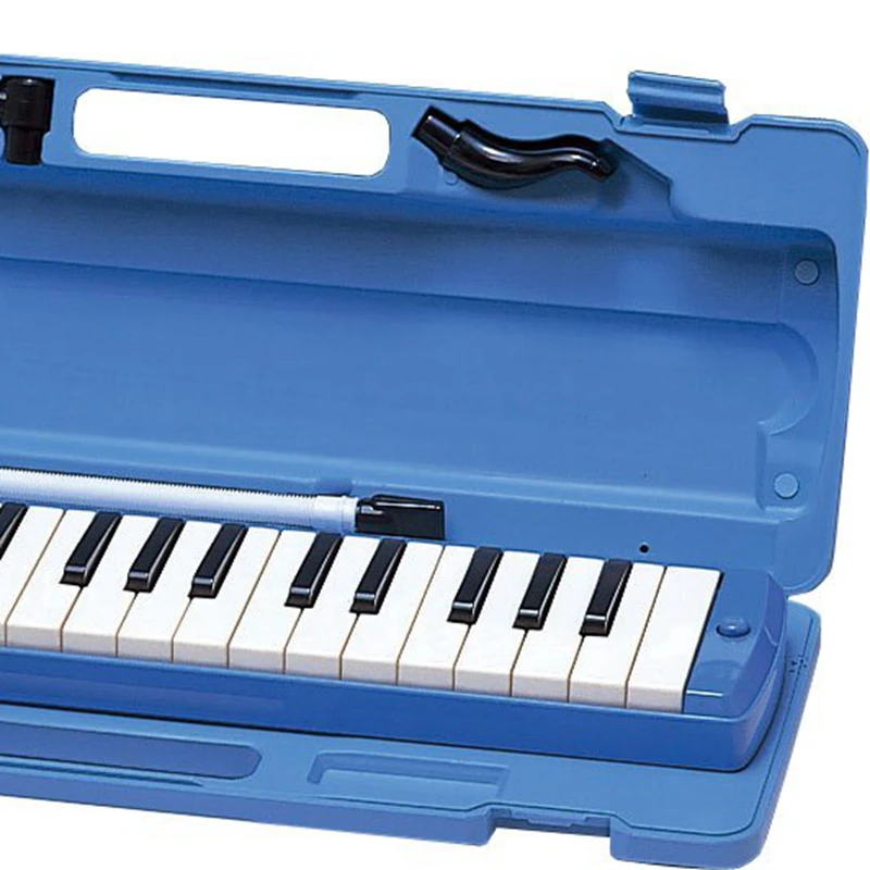 Yamahas Pianica P32D Keyboard Wind Instrument 32keys with Case and Blow Pipe