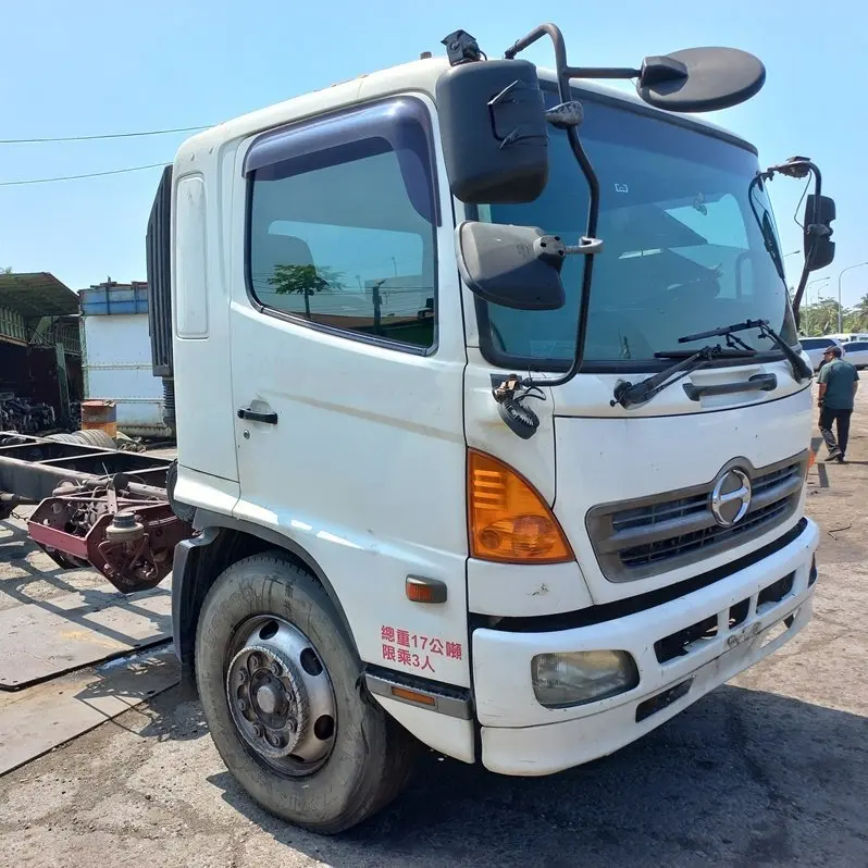 Подержанный полный грузовик JO8C 2002Y для HINO 500