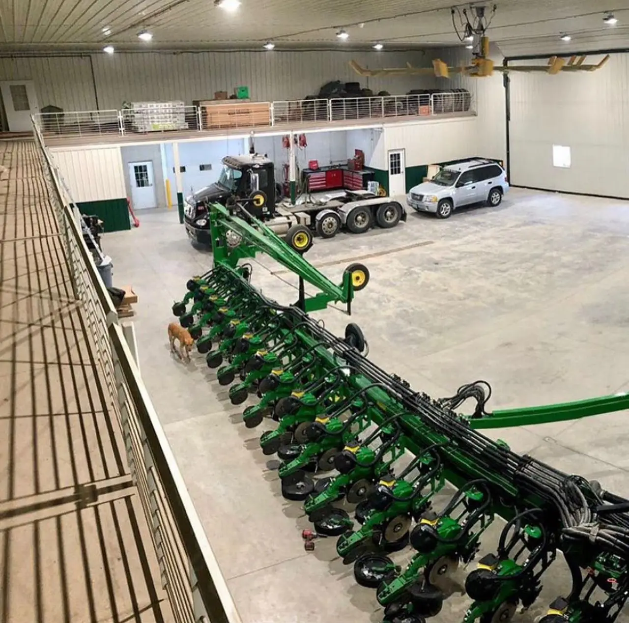 Б/у сельскохозяйственная посадочная машина John Deere высокоскоростная высокой производительности из США купить самый продаваемый