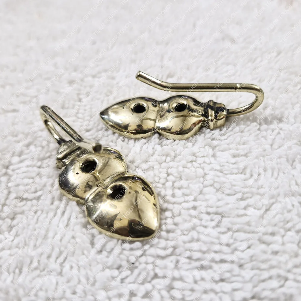 Medieval buckle HOOKS