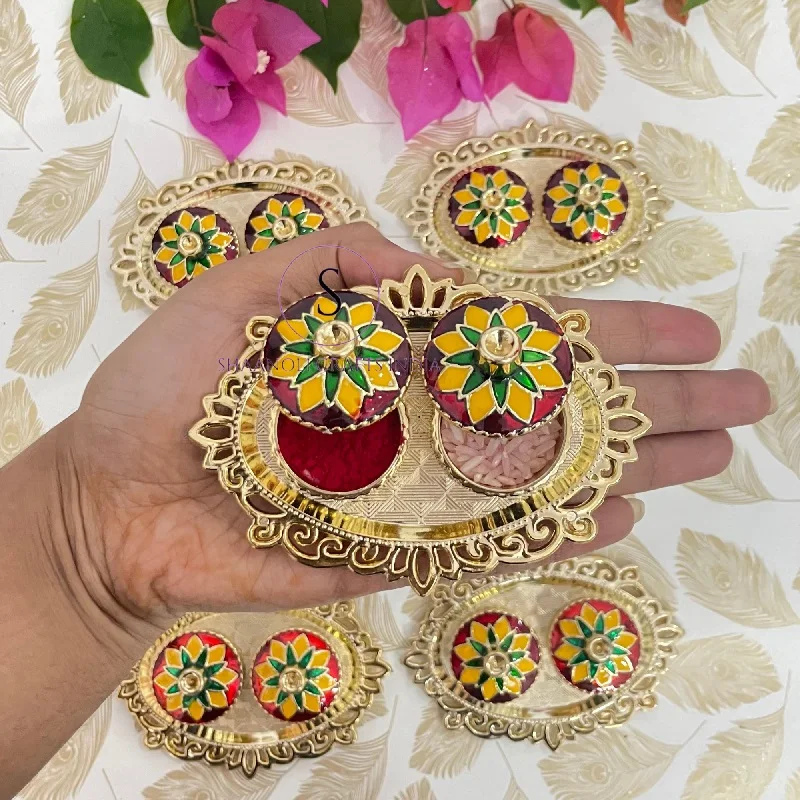 Handmade Small Plate of Kumkum Chawal for Puja, Indian Puja Thali Religious Wedding Favors and Indian Style Beautiful Plates