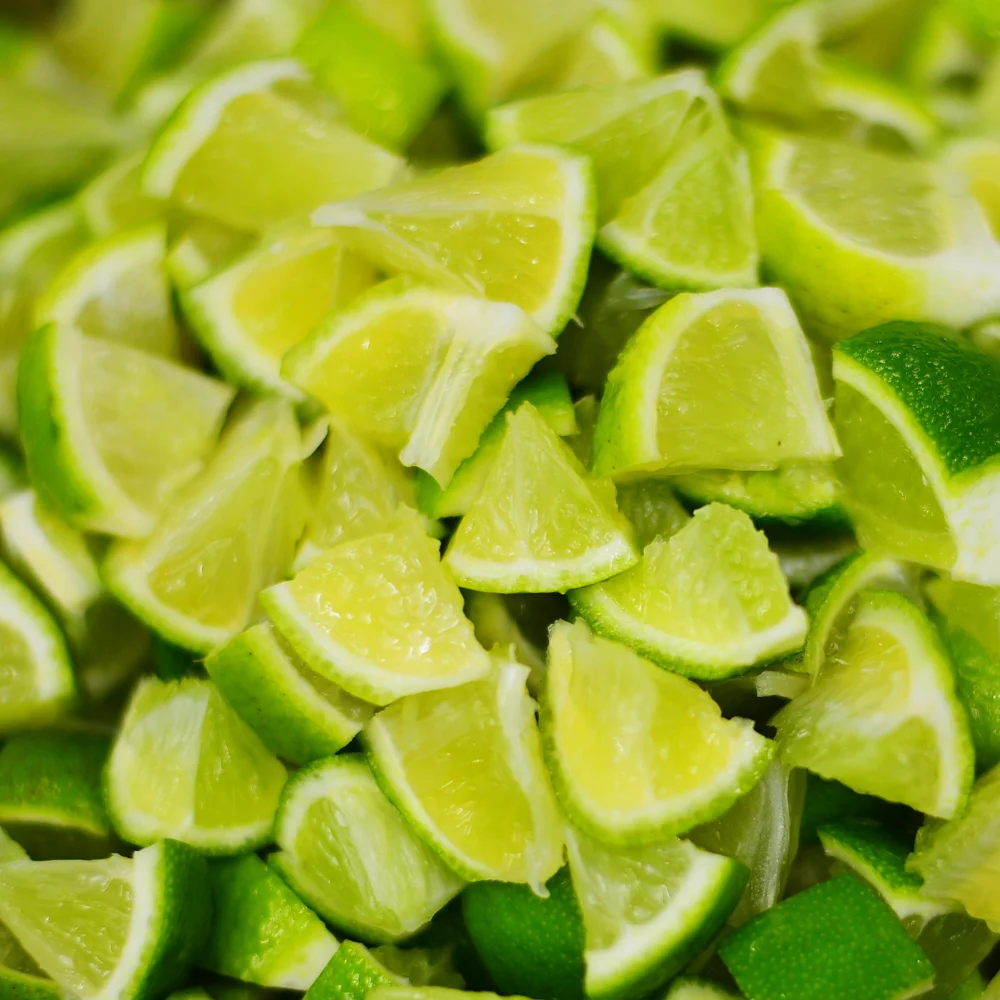 Лидер продаж, натуральный зеленый свежий лимонный кислый экспорт, индийский рынок ОАЭ, зеленый свежий лайм, поставщик из Вьетнама